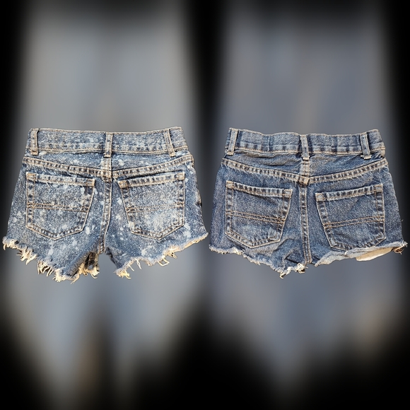 2 Pair Girls Size 6 Distressed Denim Shorts - Picture 3 of 9